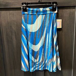 LuLaRoe Azure skirt size XS nwt
